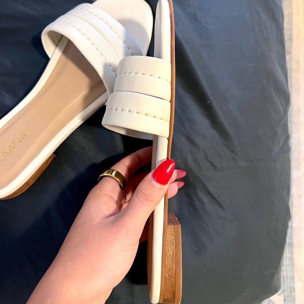 Kaanas maya sandals in ivory
